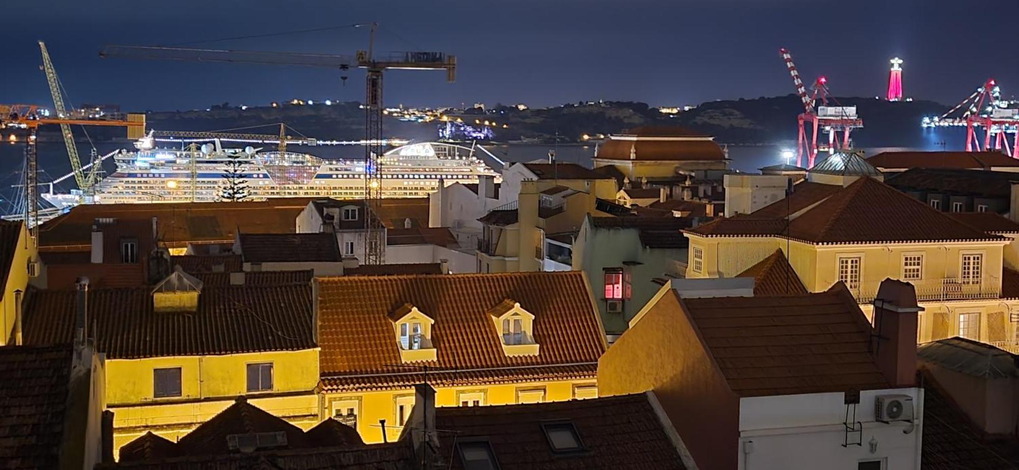 Designer Flats In Lapa By Lovelystay Lisbon Exterior photo